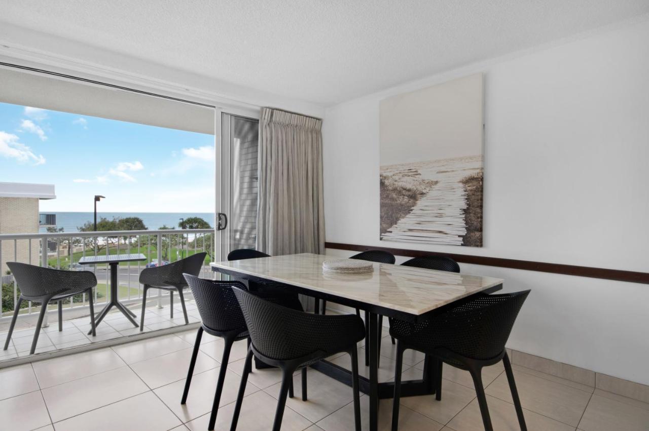Capeview Apartments - Right On Kings Beach Caloundra Eksteriør billede