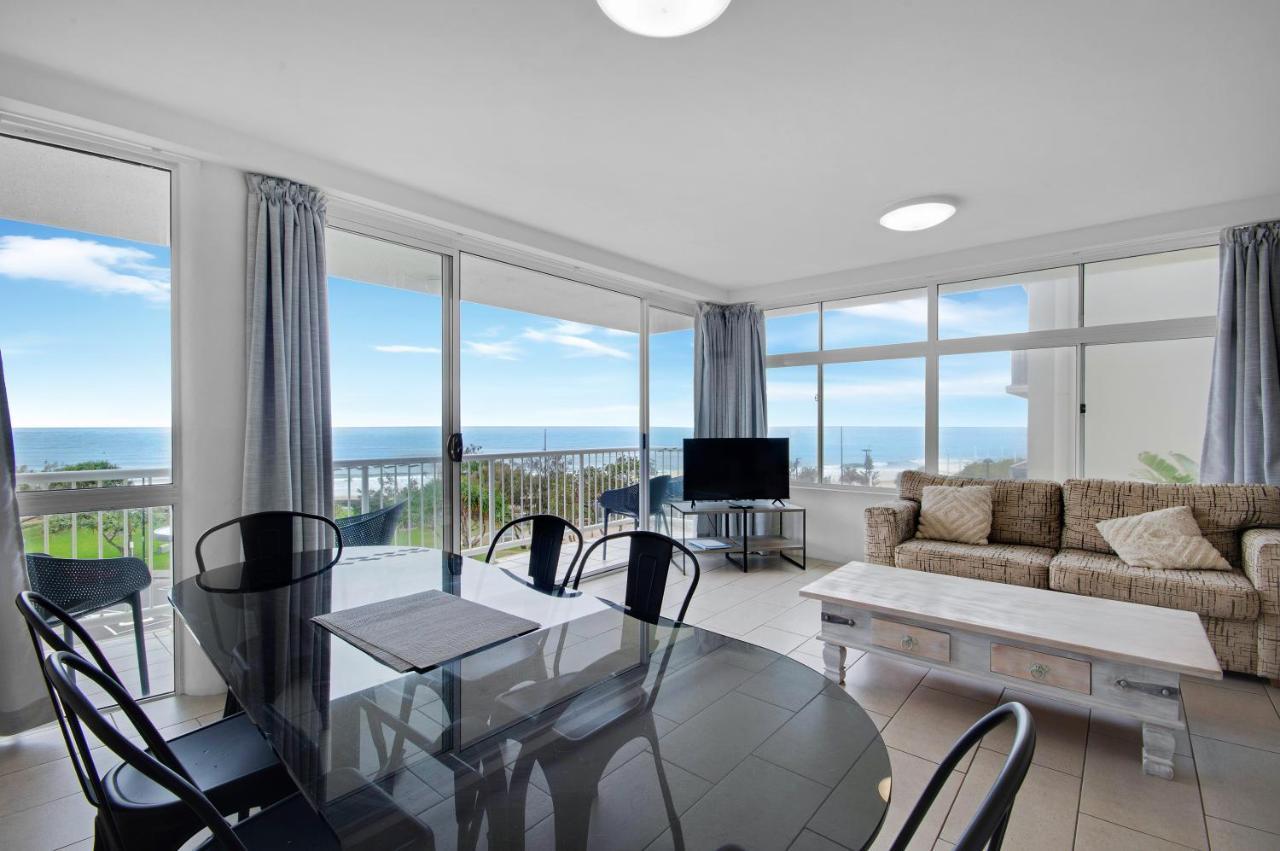 Capeview Apartments - Right On Kings Beach Caloundra Eksteriør billede