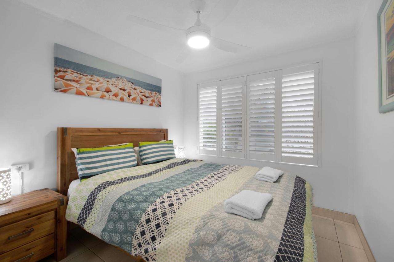 Capeview Apartments - Right On Kings Beach Caloundra Eksteriør billede