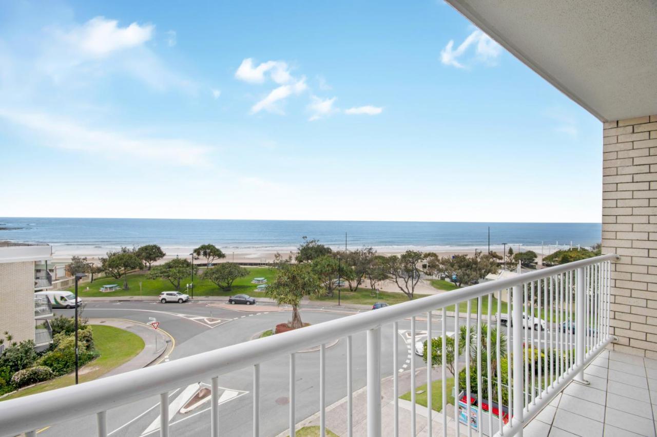 Capeview Apartments - Right On Kings Beach Caloundra Eksteriør billede