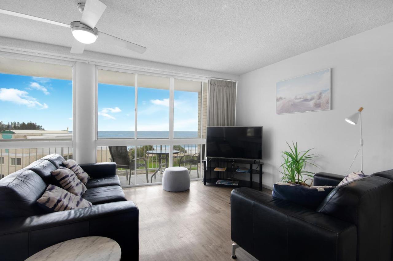 Capeview Apartments - Right On Kings Beach Caloundra Eksteriør billede