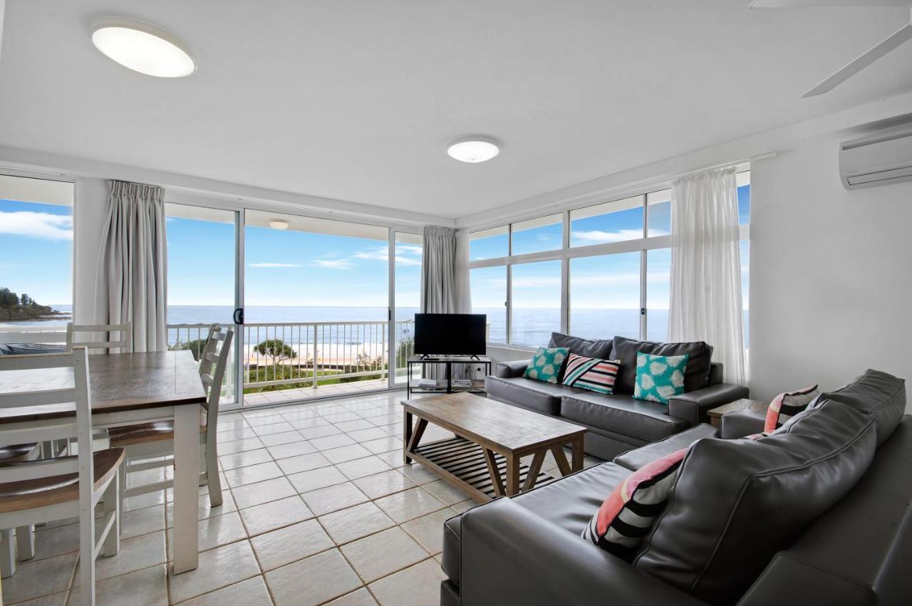 Capeview Apartments - Right On Kings Beach Caloundra Eksteriør billede