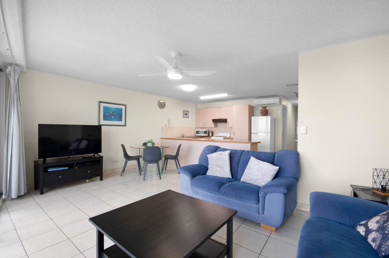 Capeview Apartments - Right On Kings Beach Caloundra Eksteriør billede