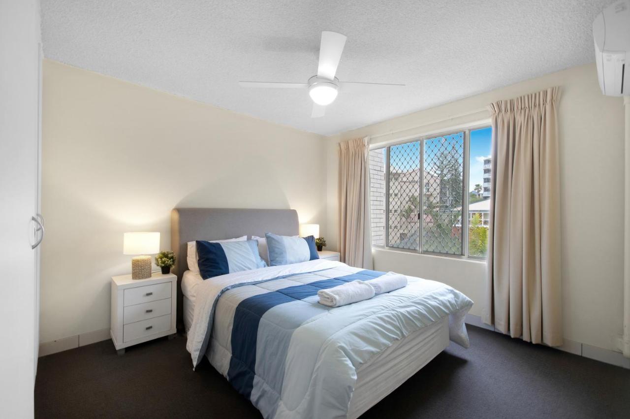 Capeview Apartments - Right On Kings Beach Caloundra Eksteriør billede