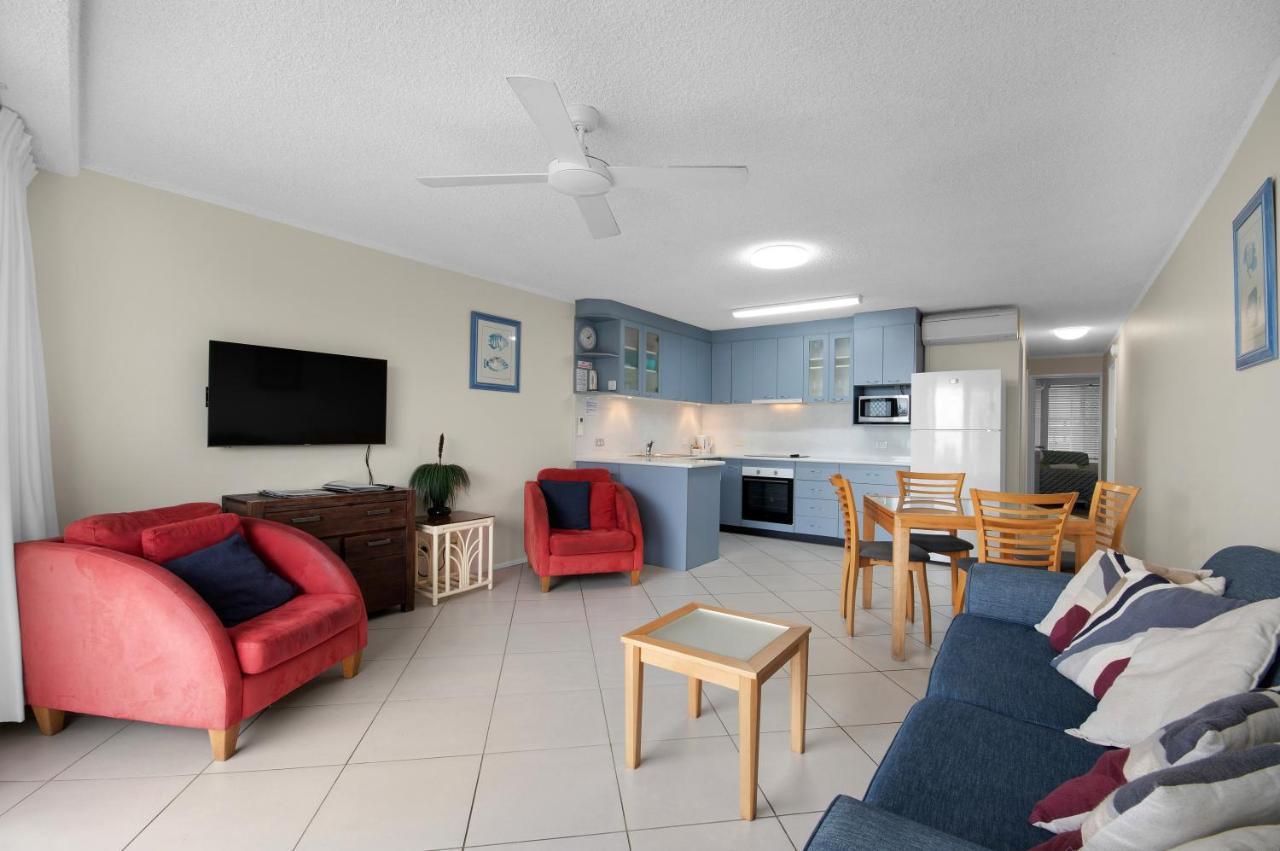 Capeview Apartments - Right On Kings Beach Caloundra Eksteriør billede