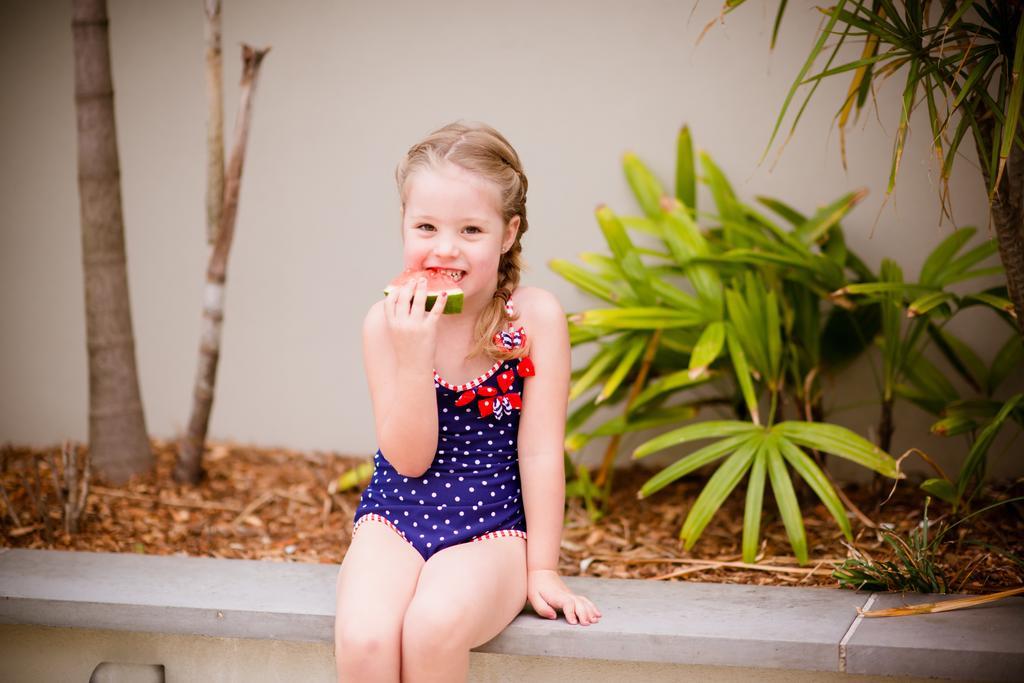 Capeview Apartments - Right On Kings Beach Caloundra Eksteriør billede